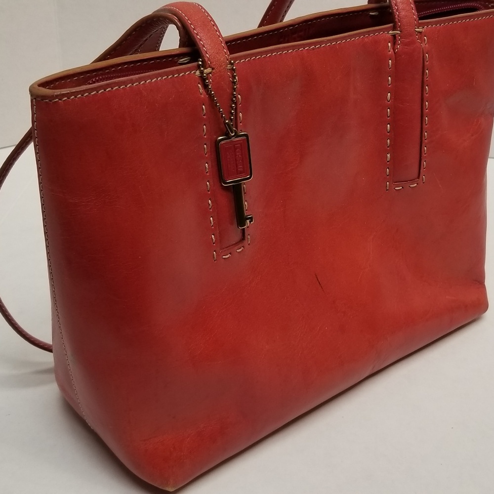 Red Fossil leather bag